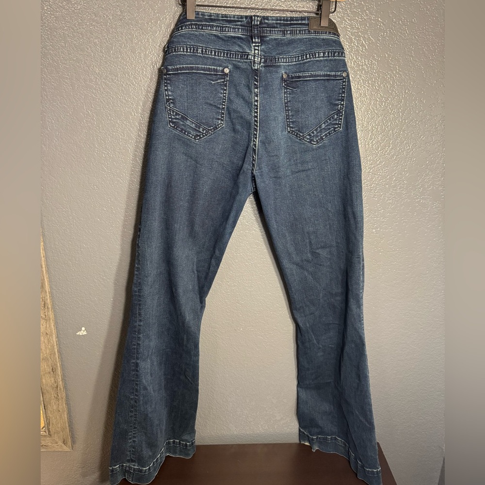 Rock and Roll Cowgirl Women’s Mid Rise Trouser Bootcut Dark Jeans Size 34 x 36